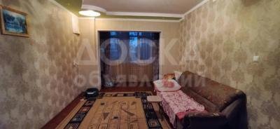 Продаю 3-комнатную квартиру, 80кв. м., этаж - 1/9, 12 микрорайон.