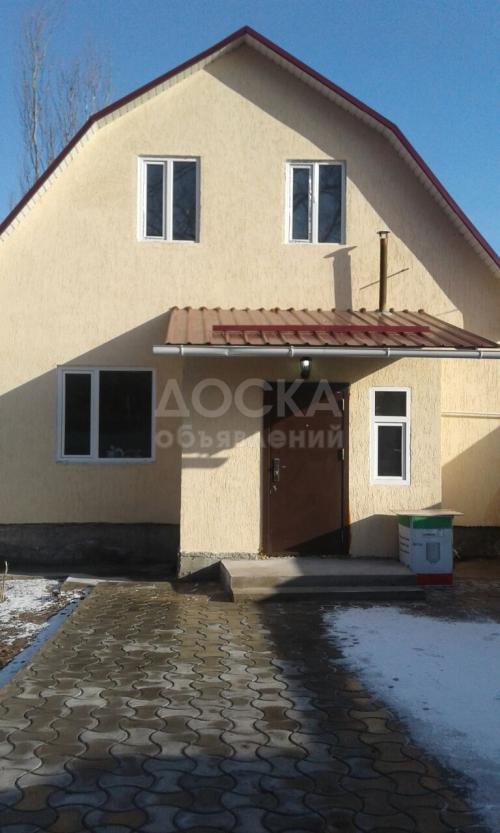 Продаю дом 4-ком., 1кв. м., этаж-2, 9-сот., стена кирпич, Школьна/Куренкеева.