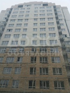 Продаю квартиру 2-ком., 86кв. м., этаж - 1/10, 12 мкр..