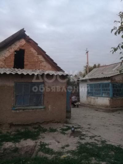 Продаю дом 5-ком. 100кв. м., этаж-1, 15-сот., стена другое, с. Сосновка.