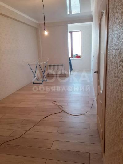 Продаю 2-комнатную квартиру, 70кв. м., этаж - 4/9, Горького. Совет..