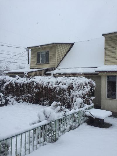 Продаю дом 4-ком. 150 м2кв. м., этаж-2, 150 м2-сот., стена другое, Бишкек, ул. Садыгалиева.