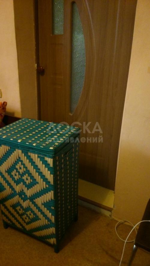 Тумба плитенка б/у,среднее состояние, срочно