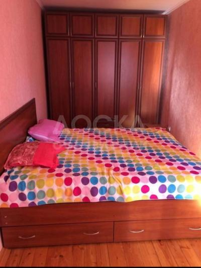 Продаю 2-комнатную квартиру, 43кв. м., этаж - 4/4, Мед. Академии.