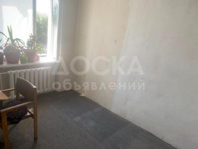 Продаю 3-комнатную квартиру, 68кв. м., этаж - 5/5, Аламедин-1 ул. Ауэзова г. Энергетиков дом 11 кв.