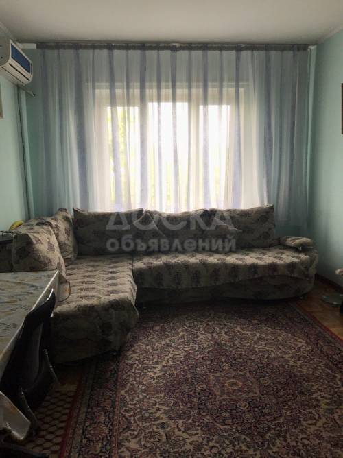 Продаю квартиру 2-ком., 49кв. м., этаж - 2/3, Кудайберген .