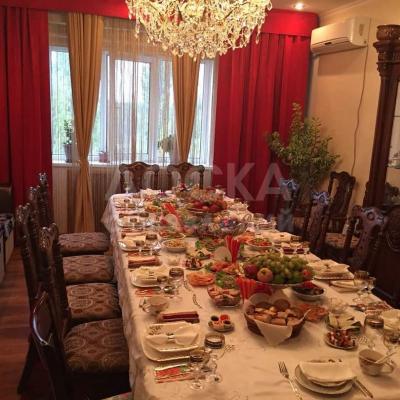 Продаю 3-комнатную квартиру, 163кв. м., этаж - 6/9, Каралаева/Донецкая.