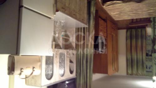 Продаю квартиру 1-ком., 29кв. м., этаж - 1/3, Микрорайон Кок Жар,