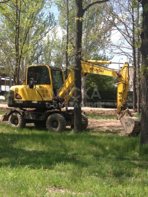 Услуги Экскаватора HYUNDAI 555W-7