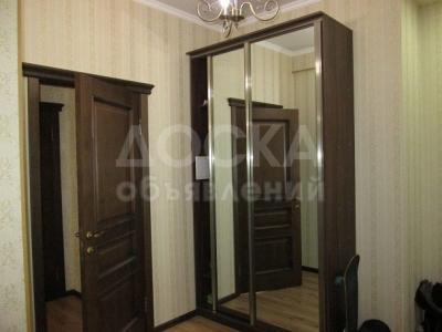 Продаю 2-комнатную квартиру, 75кв. м., этаж - 7/10, р/он парк Панфилова.