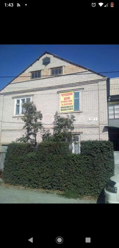Продаю дом 7-ком. 200кв. м., этаж-2, 6-сот., стена кирпич, Бишкек .