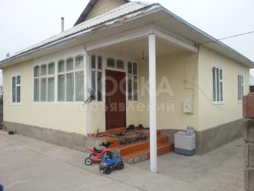 Продаю дом 4-ком., 110кв. м., этаж-1, 6-сот., стена кирпич, Калыс Ордо.
