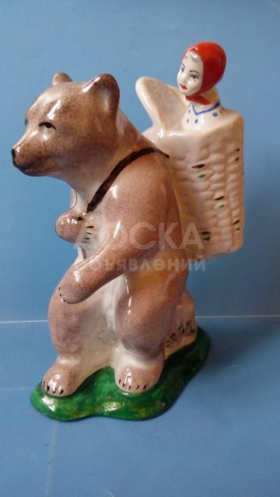 Статуэтка СССР " Маша и медведь. Целая, без сколов.