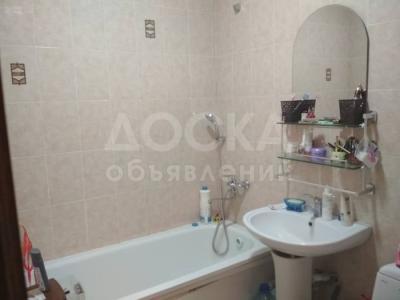 Продаю 1-комнатную квартиру, 46кв. м., этаж - 2/9, алматинка пер магистраль.