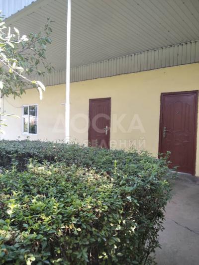 Продаю дом 5-ком. 150кв. м., этаж-1, 10-сот., стена другое, ж/м Көлмө, улица : Республиканская..