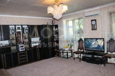 Продаю дом 5-ком., 144кв. м., этаж-1, 23-сот., стена кирпич, Сокулук .