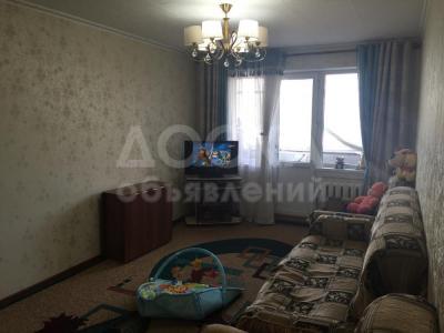 Продаю квартиру 3-ком., 59кв. м., этаж - 4/5, 8 мкр.