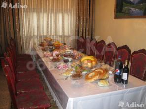 Продаю дом 5-ком., 100кв. м., этаж-1, 5-сот., стена кирпич, ж/м Ала-Тоо-1 Ленинский район г.Бишкек.