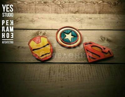 Стильные и креативные значки с супергероями!
