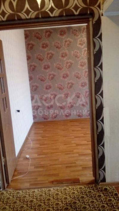 Продаю квартиру 3-ком., 69кв. м., этаж - 6/9, Ул. Зеленая 5.