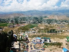 Продаю участок под строительство, 5 соток село Бостери,