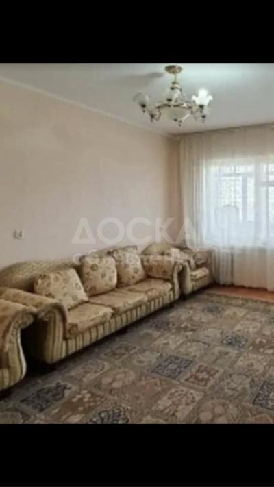 Продаю 3-комнатную квартиру, 60кв. м., этаж - 9/9, 7мкр.