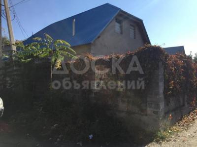 Продаю дом 4-ком. 100кв. м., этаж-1, 5-сот., стена кирпич, с. Новопавловка, улица Ворошилова 112А.