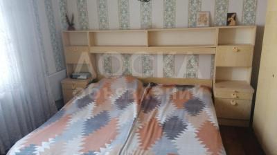 Продаю спальный гарнитур.