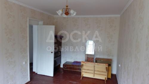 Продаю квартиру 1-ком., 15кв. м., этаж - 1/2, г. Ош ул. Шота Руставели, 18/2 .