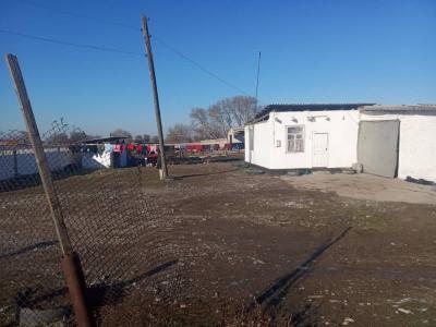 Срочно САРАЙ сатам, жанында 3 комната үйү менен.