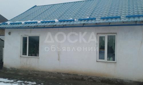 Продаю дом 4-ком., 50/70кв. м., этаж-1, 5-сот., стена кирпич, жилмоссив ак ордо ул кетмен тобо.