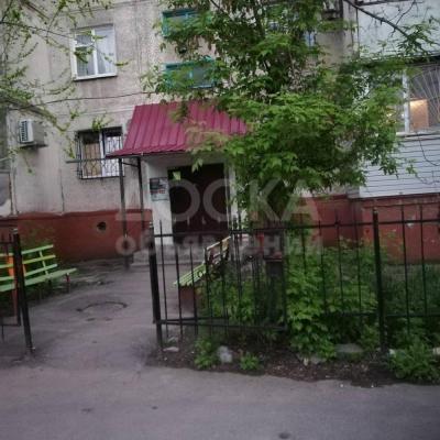 Продаю 3-комнатную квартиру, 58кв. м., этаж - 1/4, 11 мкр.