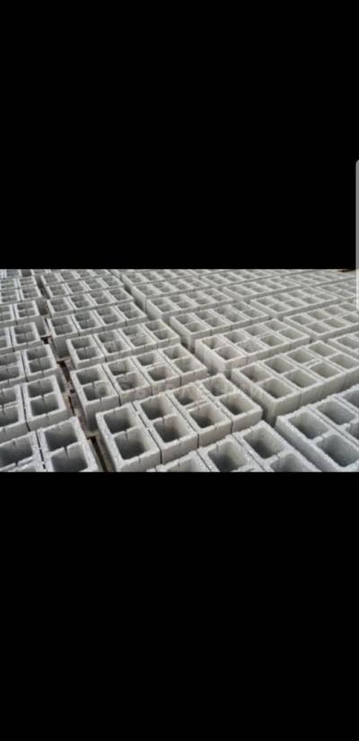 Продаю качественный пескоблок и тумбу !

 

цветной и серый, 22 - 26 сом

Доставка по городу Бесплатная !!!