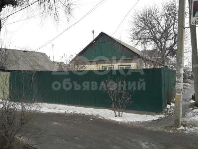 Продаю дом 4-ком. 60кв. м., этаж-1, 5,5-сот., стена кирпич, Дэн Сяопина г. Бишкек.