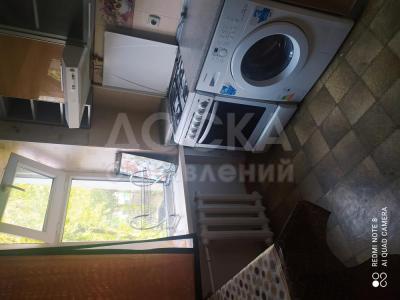 Продаю 2-комнатную квартиру, 44кв. м., этаж - 3/4, Политех.