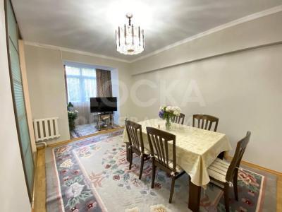 Продаю 3-комнатную квартиру, 78кв. м., этаж - 2/5, МОССОВЕТ.