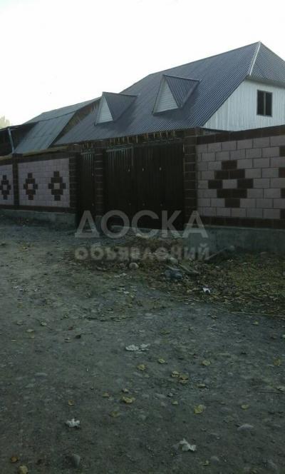 Продаю дом 4-ком., 100кв. м., этаж-1, 4.5-сот., стена кирпич, Бакай-Ата.