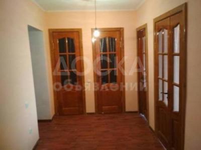 Продаю квартиру 2-ком., 45кв. м., этаж - 2/5, Горького\карадарьинская.