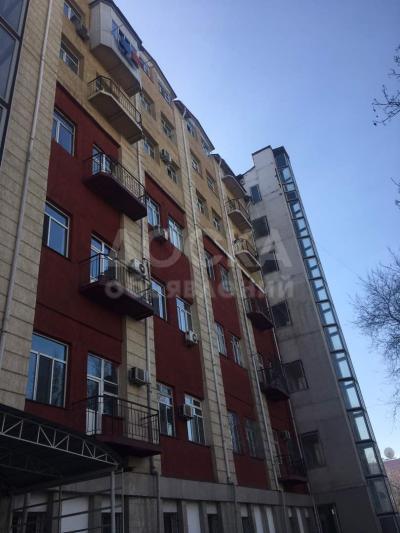 Продаю квартиру 3-ком., 104кв. м., этаж - 4/7, Правды/Огонбаева.