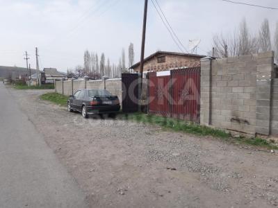 Продаю дом 2-комнатную 4кв. м., этаж-1, 4-сот., стена кирпич, Чуй Сокулук Кызыл туу.