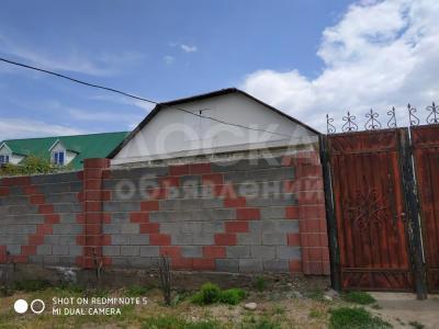 Продаю дом 5-ком. 90кв. м., этаж-1, 4-сот., стена другое, Ж/м Арчабешик.