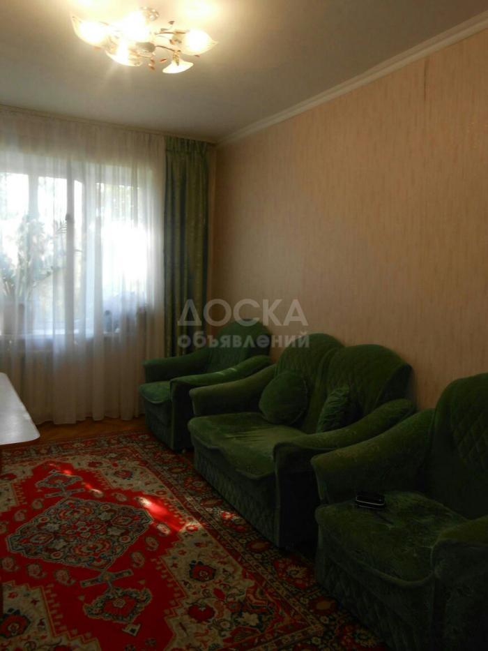 Продаю квартиру 2-ком., 40,4кв. м., этаж - 3/5, р-н БГУ,