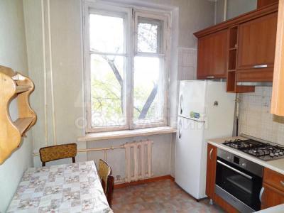 Продаю 2-комнатную квартиру, 52кв. м., этаж - 2/3, Юг-2.