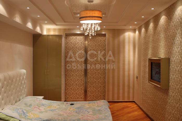 Продаю квартиру 3-ком., 74кв. м., этаж - 4/5, Моссовет,