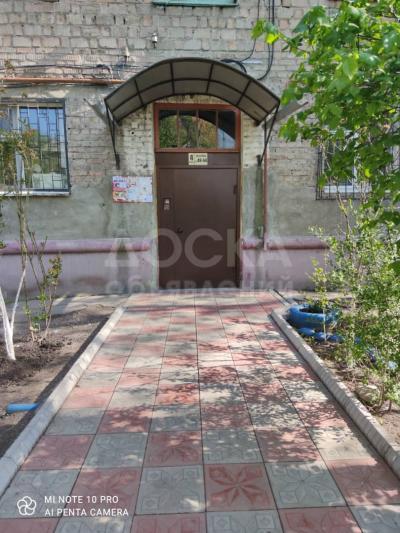 Продаю 2-комнатную квартиру, 42кв. м., этаж - 2/4, чуйкова.