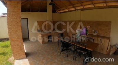 Продаю дом 7-ком. 330кв. м., этаж-2, 10-сот., стена кирпич, Киргизия 1.