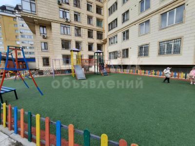 Продаю 1-комнатную квартиру, 40кв. м., этаж - 5/10, 12мкр.