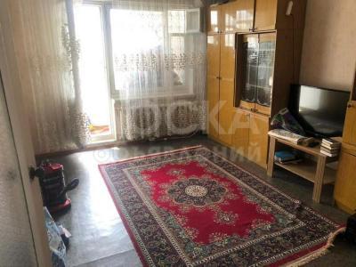 Продаю 3-комнатную квартиру, 70кв. м., этаж - 9/9, 6-мкр..