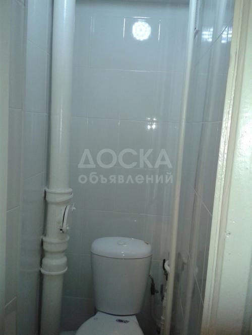 Продаю квартиру 2-ком., 52кв. м., этаж - 2/5, Киевская/ Молодая Гвардия.