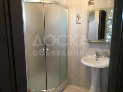 Продаю коттедж 6-ком., 250кв. м., этаж-2, 6,5-сот., стена кирпич, Кок-Жар.